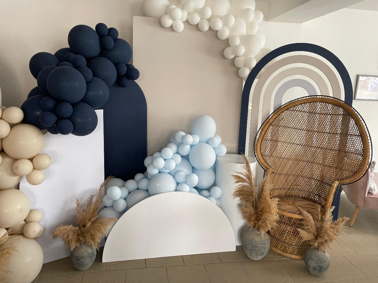 Balloon Installations | weddings northamptonshire gallery image 2