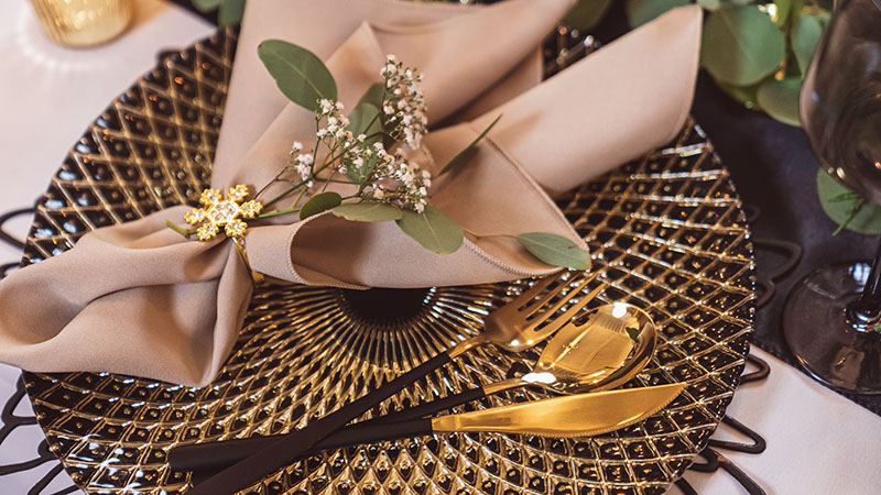 Christmas Signature Black Luxury Host Box | weddings northamptonshire gallery image 13
