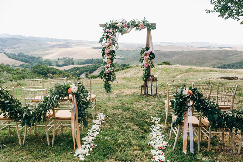 Outdoor wedding ceremony styling 