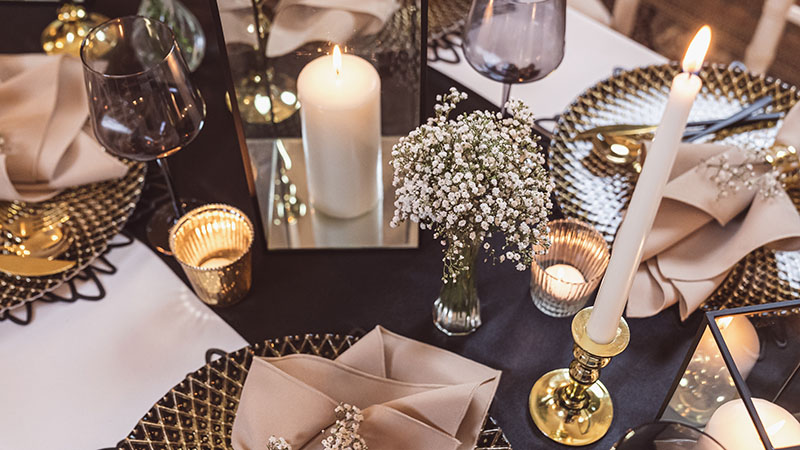 Signature Black Luxury Host Box | weddings northamptonshire gallery image 7