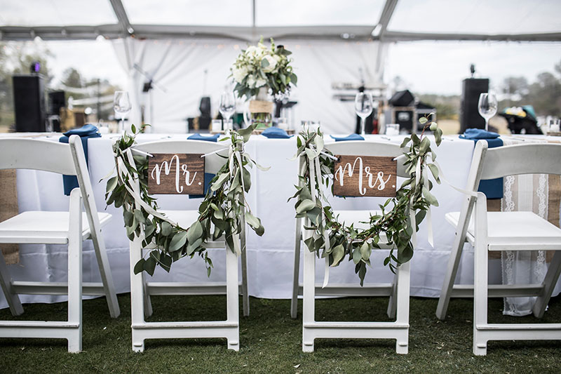 Folding White Wedding Chairs