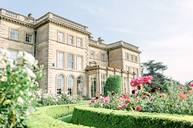 OMG! THE BEST TOP 10 WEDDING VENUES IN LEICESTERSHIRE EVER The choice of venue for your Leicestershire wedding is as wide and wonderful as the beautiful county itself. From barns to castles, the city centre to the countryside, the list of wedding venues in this fair county is broad. We've included a wide variety of venues and given ten of our favourites to inspire you!